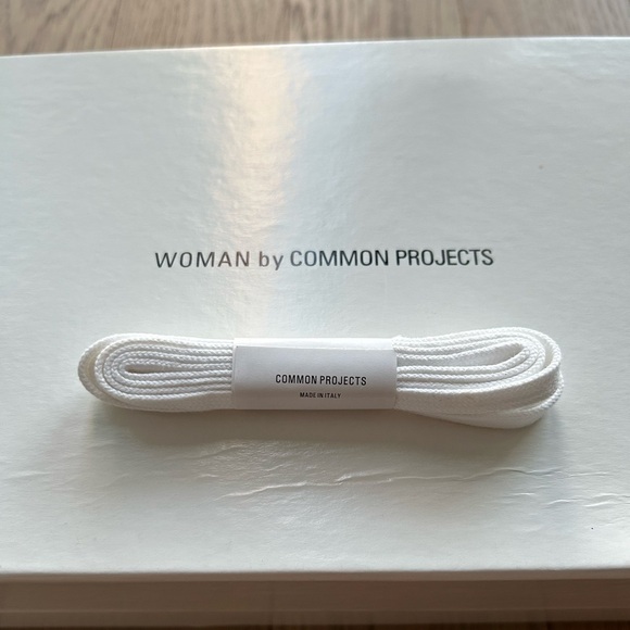 Women’s Common Projects White Original Achilles Low Sneakers - Picture 7 of 7